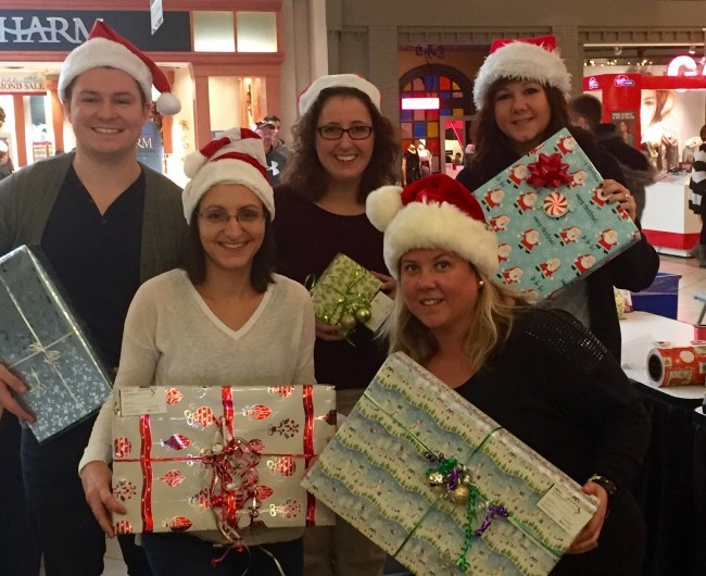 2015 Holiday Gift Wrapping Booth